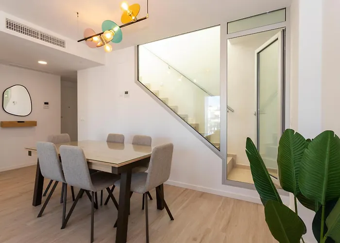 דירה Marina Real Ii Atico By Bookindenia
